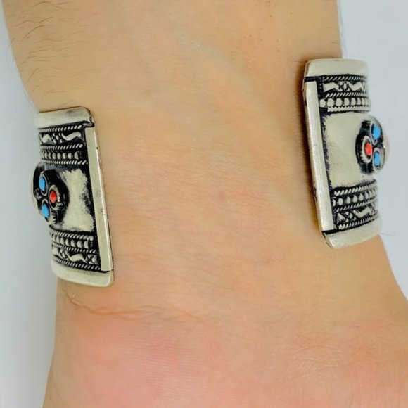 Single Kuchi Tribal Cuff Bracelet: Red Stone Boho Jewelry - Picture 3 of 12